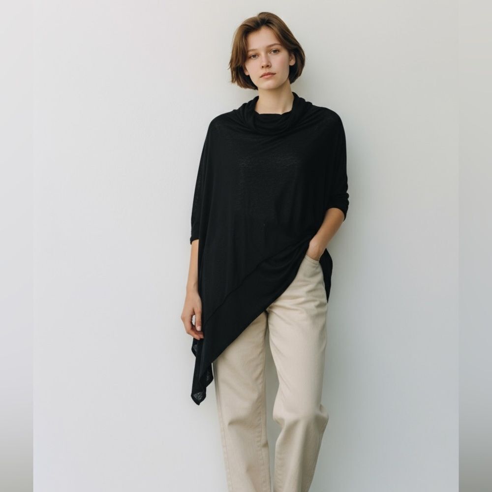 EUC Lori & Jane Women’s Black Asymmetrical Poncho Shrug - One Size